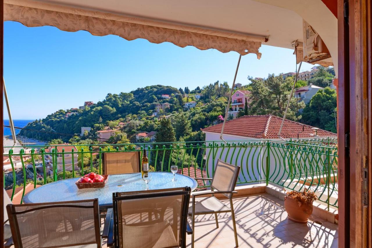 Golden Flower'S Apartment Poros  Екстериор снимка