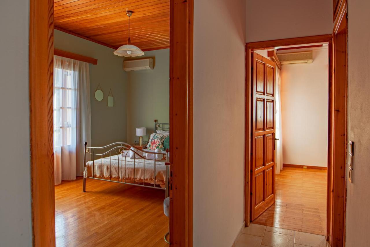 Golden Flower'S Apartment Poros  Екстериор снимка